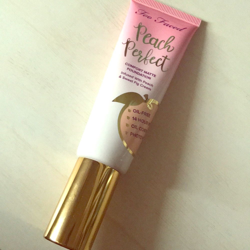 Too Faced Peach Perfect comfort matte foundation